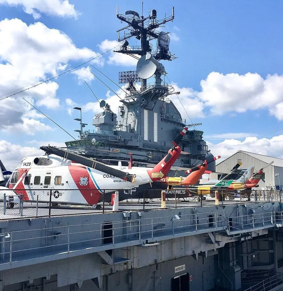 The Intrepid Museum side profile captured by @smafoto on April 25, the perfect date.