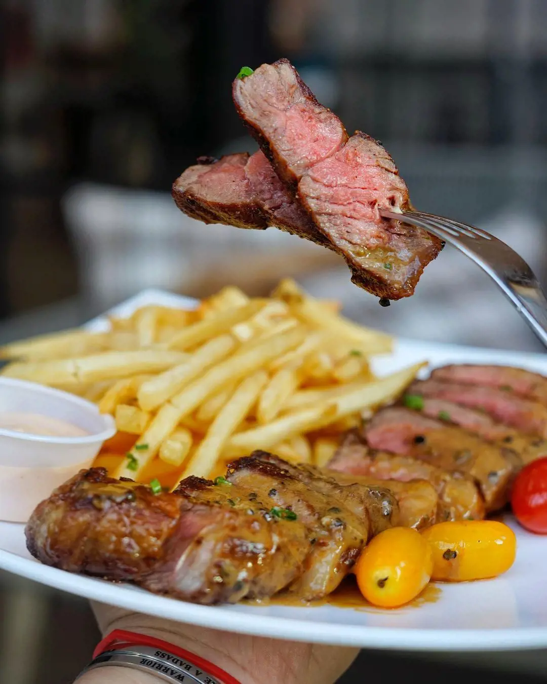 Enjoy delicious juicy steak at Haven Rooftop NYC (photo by @yeahfoodbeer)