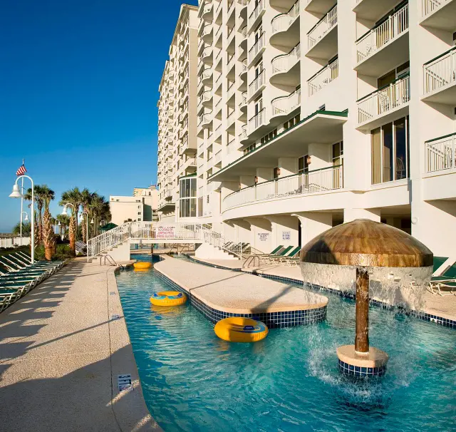 The outdoor swimming pool at Hampton Inn & Suites