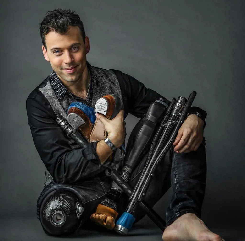 Evan Ruggiero performed at the Disability Unite Festival in 2020