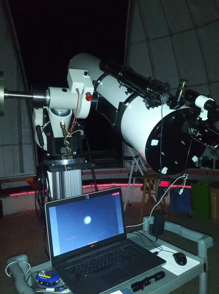 Zerochromat Telescope to look at Jupiter at Custer Institute