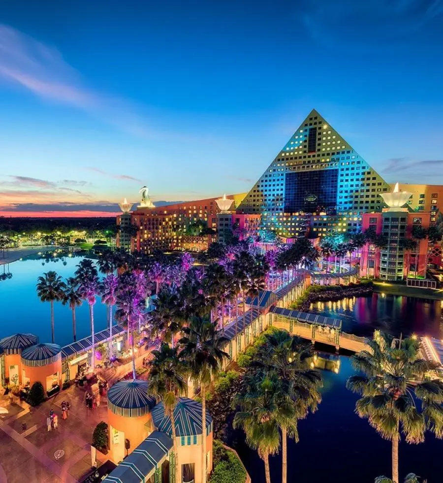 A magical picture of Walt Disney World Swan and Dolphin in Orlando, Florida