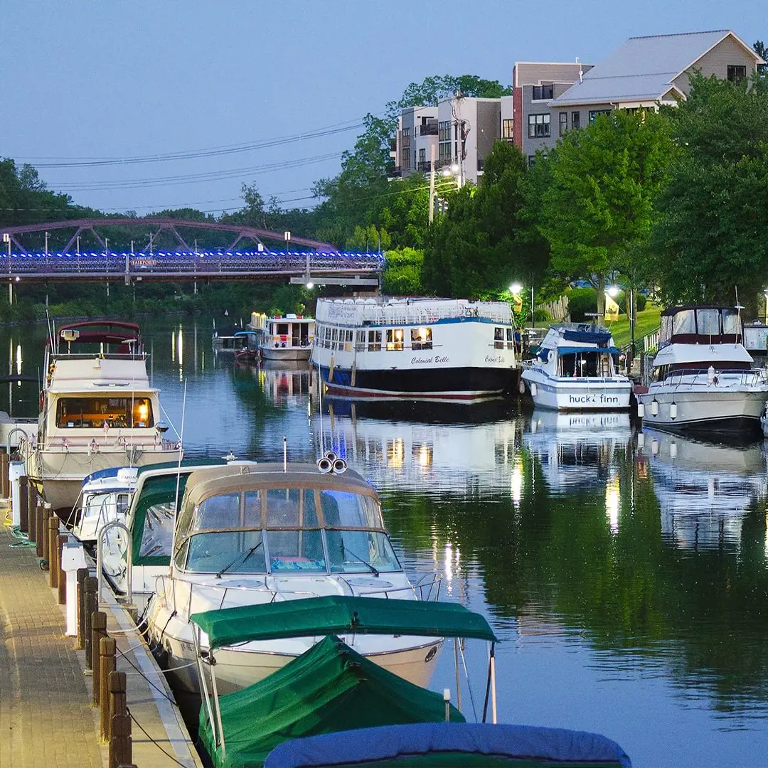 Erie Canalway Trail in New York. Photo By: Fairport, Keith Boas